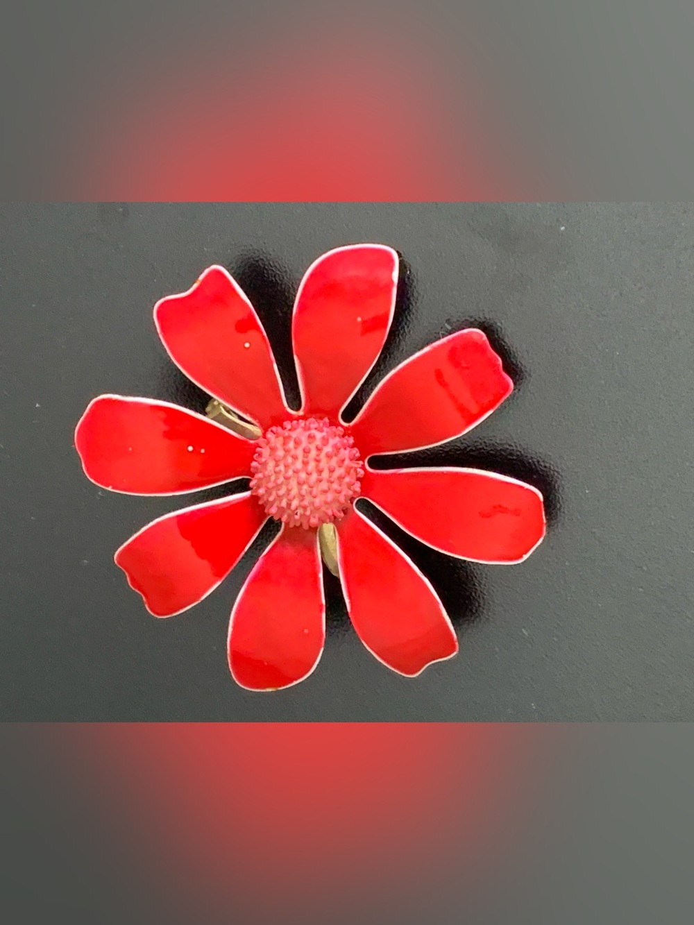 Vintage Enamel Daisy Flower Brooch Pin - Picture 7 of 8